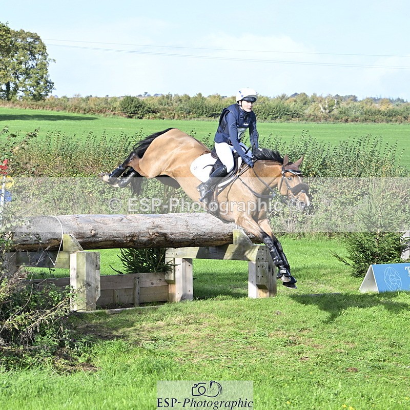 251024A-121504-08936 - B-105-Emily.Grace