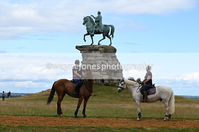 DSC_8564 - Time at Statue 13:52 to 14:33