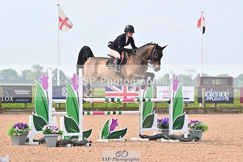 260509-110420-01802 - Cls 26a Snr Foxhunter