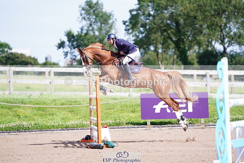 240803A-153406-08957 - Cls 32 National 1.30m Open