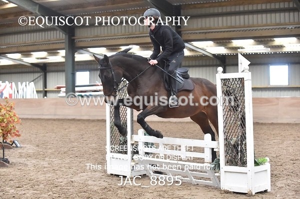 JAC_8895 - CLASS 3 ARENA EVENTING BE 70