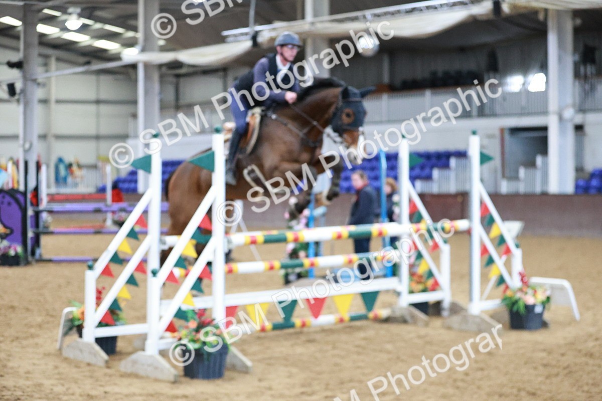 SBM_004047 - Class 11 - Senior Newcomers - 1.10m