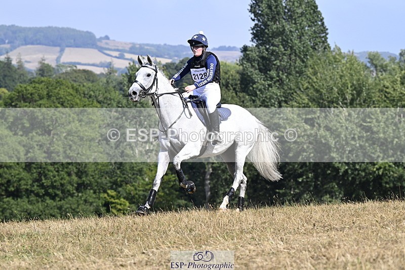 250824A-150328-38917 - 2128-Emily.Jones-Chesham.Rose