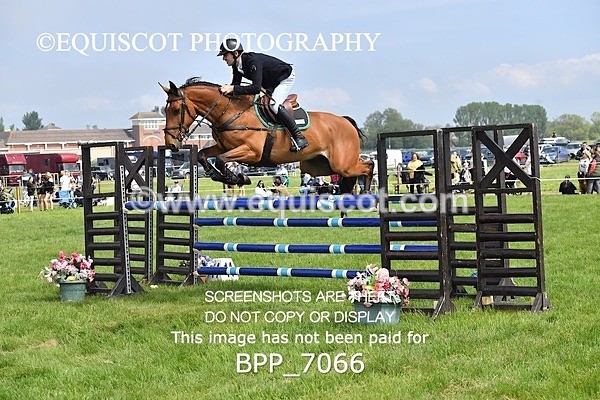 BPP_7066 - CLASS 3 RHS Fox Champ Qual (1.20m)
