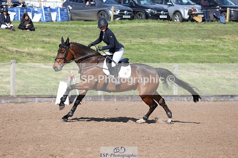 240419A-161633-09277 - Cls 10, 2 Star Big Tour 145cm  15.45 to 16.35 break