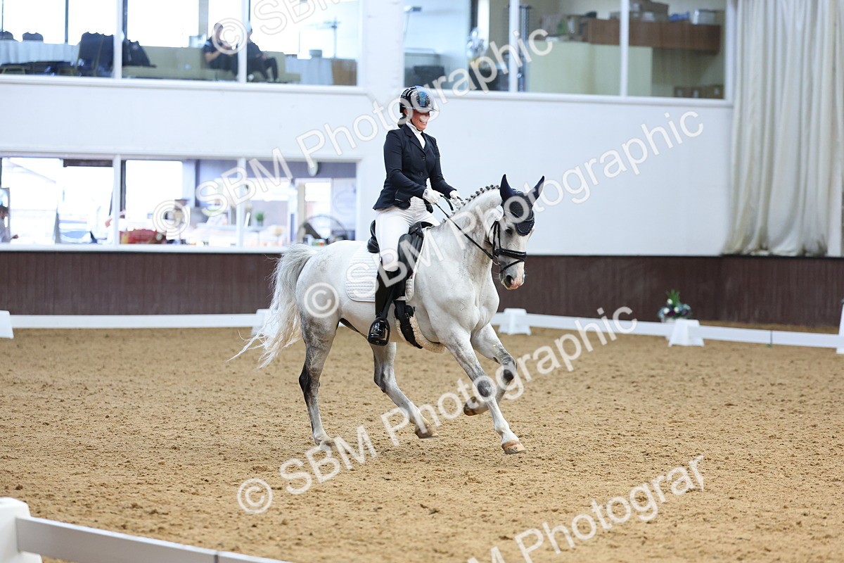 SBM_015938 - Class 15 - Novice FSM - 9.50 - 11.10