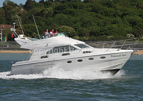 100523 EMERALD SUN IMG_4810 - Flybridge Cruisers