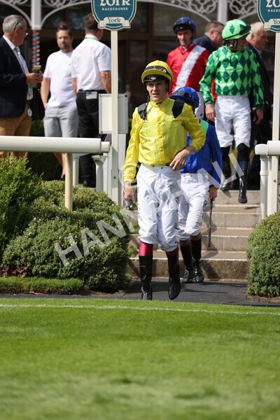 yr08072022r4-1 - Race 4 3.50pm William Hill Pick Your Places Stakes