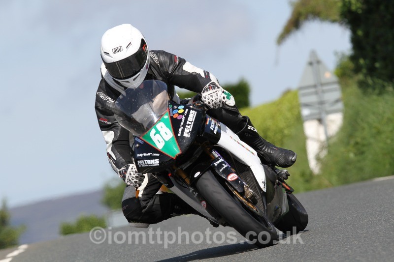 Billy Cummins Kawasaki - Bikenation Lightweight TT