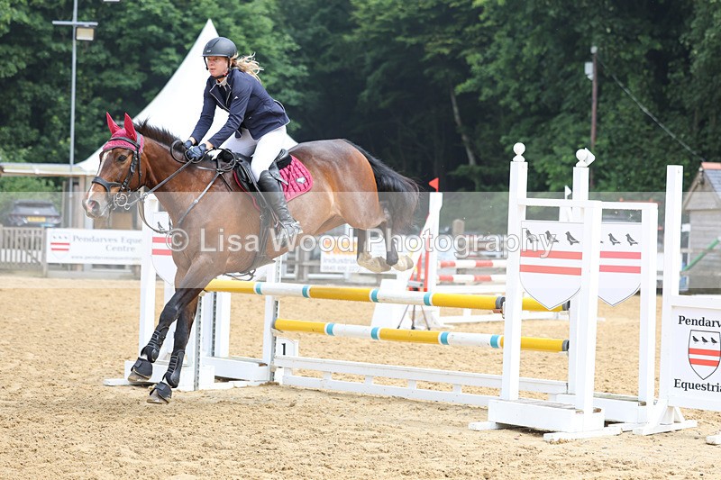 3E7A5724 - Class 5: Senior 95cm