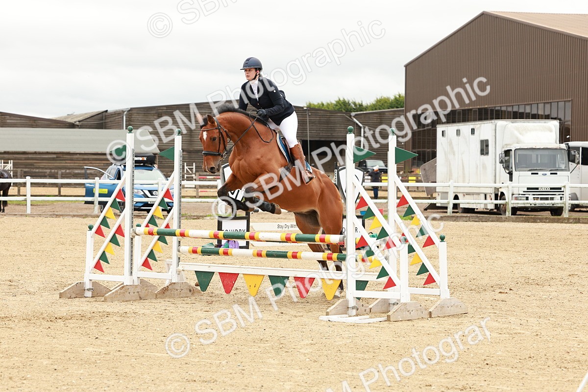 1I0A6849 - Class 2 - Senior British Novice