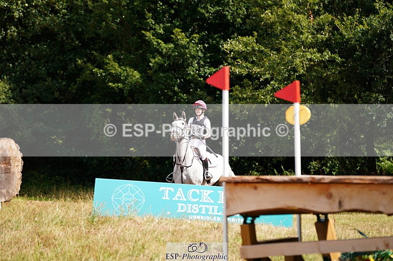250802A-154714-07391 - G-308-Alice.Sandiford-OMALLEYS.GALWAY.GIRL