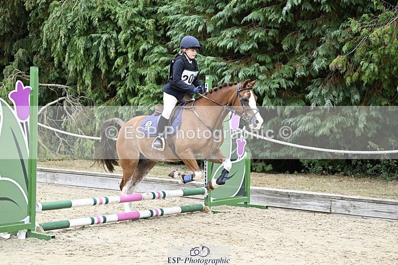 250820A-123302-06485_Round 1 Start to 130pm Break - 079-742-5102