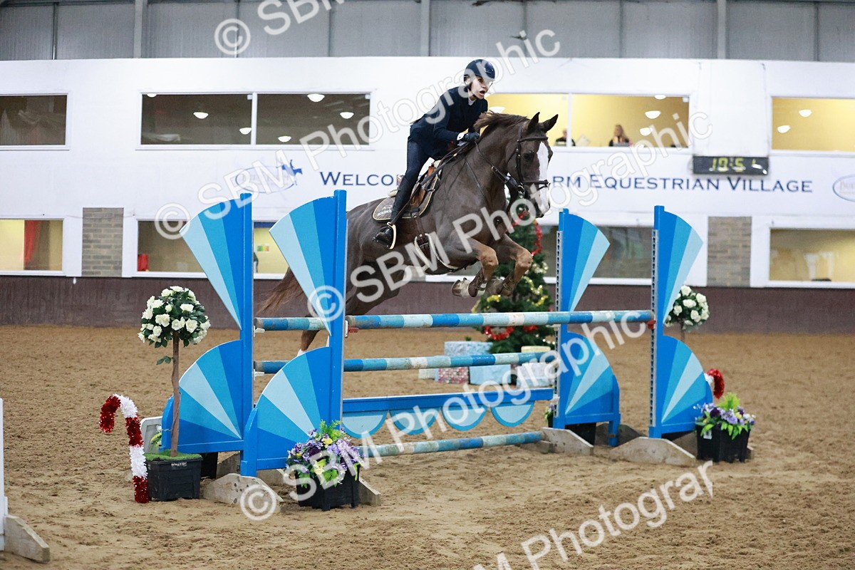 SBM_001387 - Class 5 - Senior Foxhunter 1.20m
