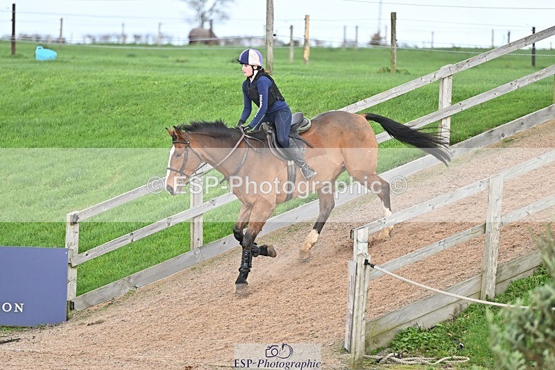 251102-133851-00696 - 90cm