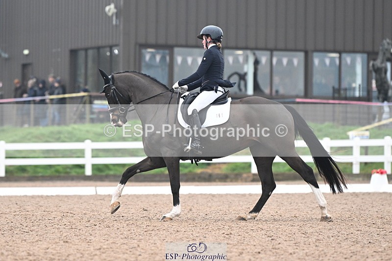 240217A-114405-02406 - 161-Katie.Warner-Active.Nuvalari