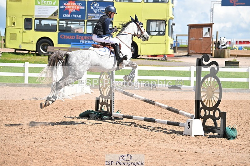 240504A-141829-02182 - Cls 20 & 21 Club & Schools 1m