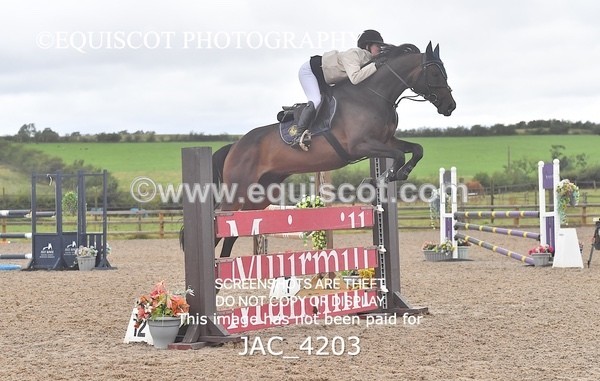 JAC_4203 - CLASS 6 Senior Newcomers/ 1.10m Open