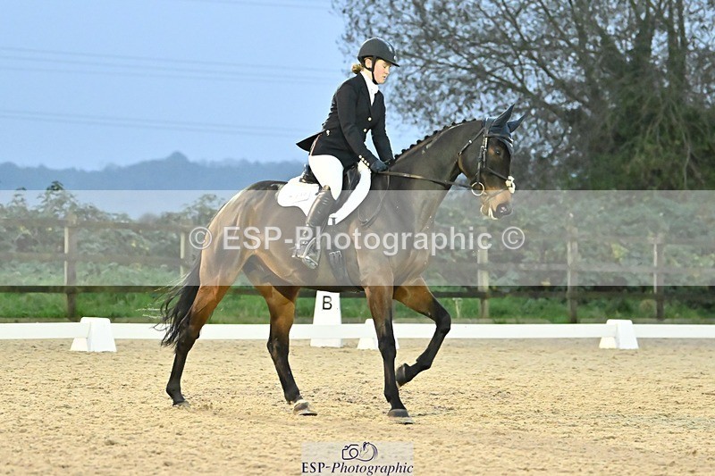 241103-164012-03398 - Novice 1 - 16.18 to 17.50