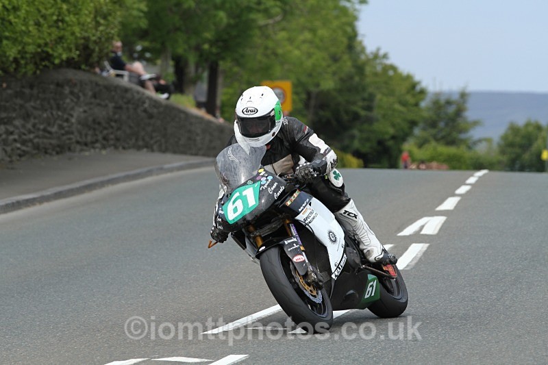 Billy Cummins - Bennetts.co.uk Lightweight TT