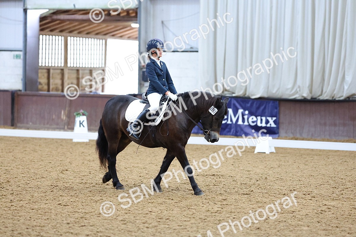 SBM_000565 - Class 2 - Intro 3 - Championship 9.54-10.50