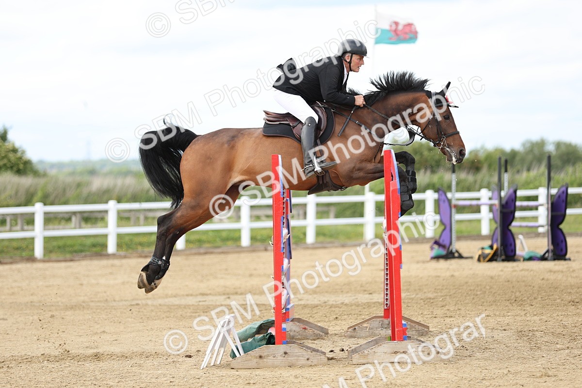 SBM_001240 - Class 5 - Senior Foxhunter - 1.20m
