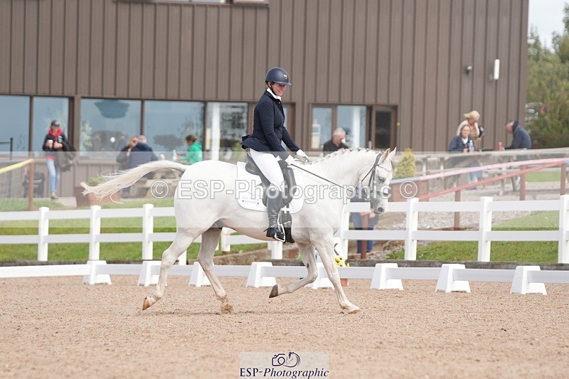 250906-130650-03515 - 065-Jessica.PerrySilver.Secret