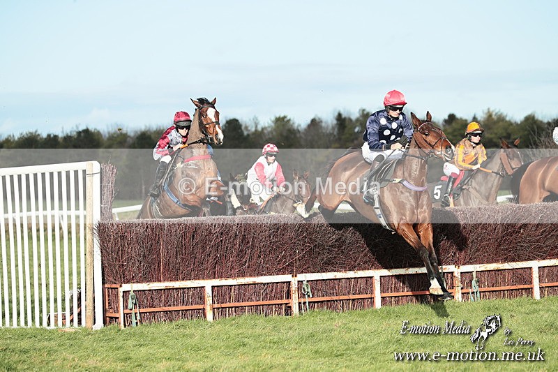 PtP 301125  0332 - Hursley Hambledon Point-to-Point Larkhill Racecourse 30/11/2025
