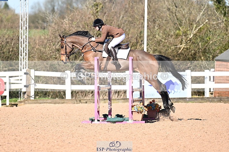 260318B-103920-00144 - Clear Round & Brit Nov 90cm