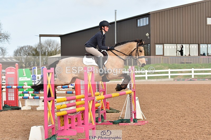 240210A-120238-01081 - Cls 8 Pony Newcomers & 1m Open