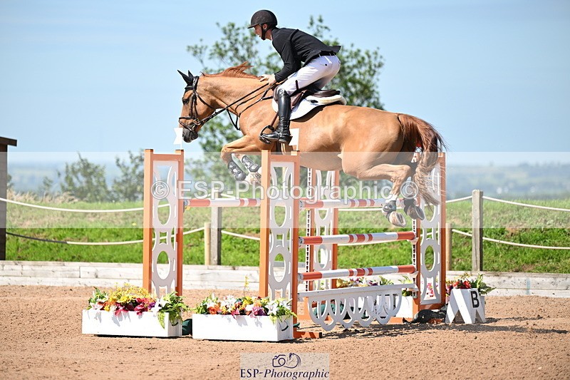 240718A-111645-04730 - Cls 1, 3 Star Small Tour 1.35m