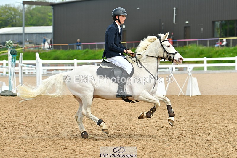 230514A-131051-02876 - Cls 25 Pony Foxhunter & 1.10m Open