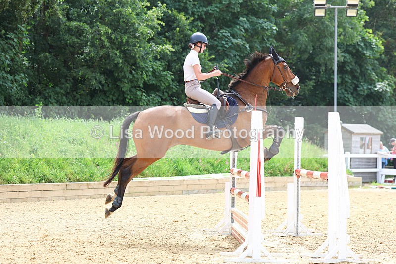 3E7A6164 - Class 7: Senior 1.05m