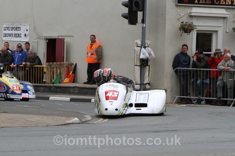 Darryl Rayner & Richard Lawrance - Sure Sidecar Race 2