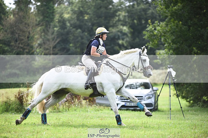 240804-154812-18793 - 606-Kate_Jupp-CARROWNURLAUR_PRIDE