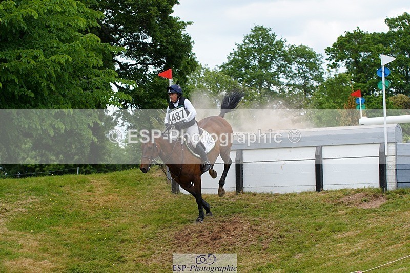 230528-150428-18031 - 487-MGH_GRAFTON_STREET-Pippa_Funnell-XC