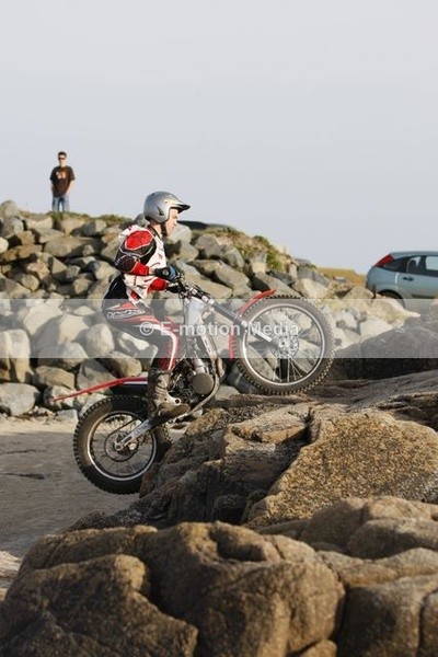 TR 010309-412 - 2 Day 01/03/09 (Sun)