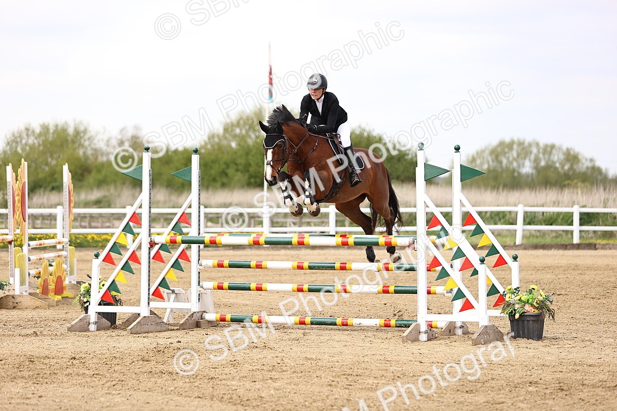 SBM_002327 - Class 11 - Senior newcomers - 1.10m