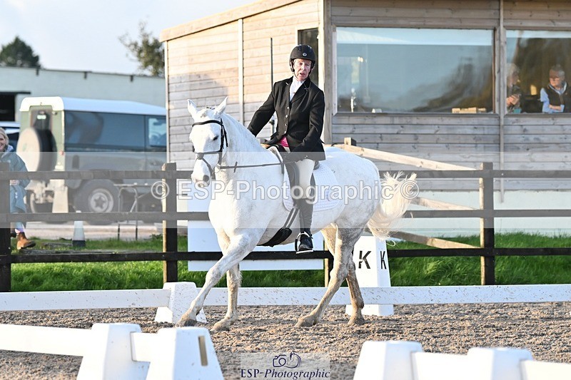 231105-154119-03101 - Cls 4 Novice 24 15.24 to 16.35 break