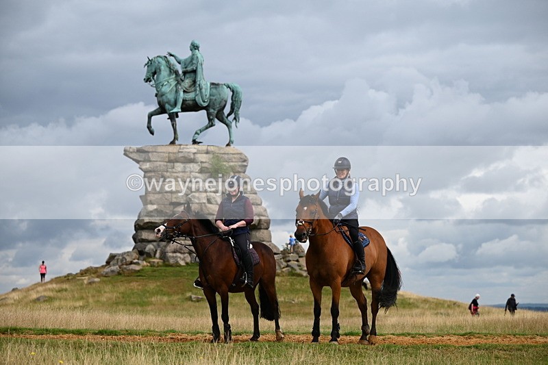 DSC_4446 - Time at Statue 09:50 to 11:09