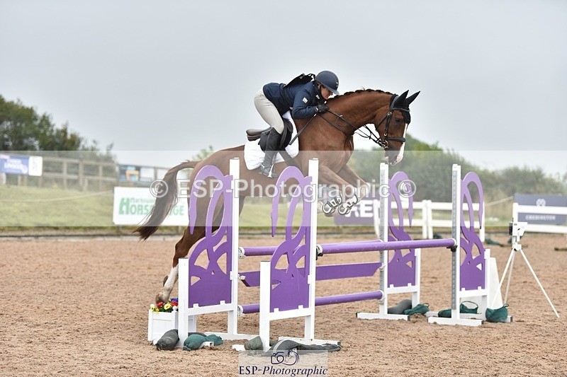 250830-115944-00872 - B-064-Amy.Tough