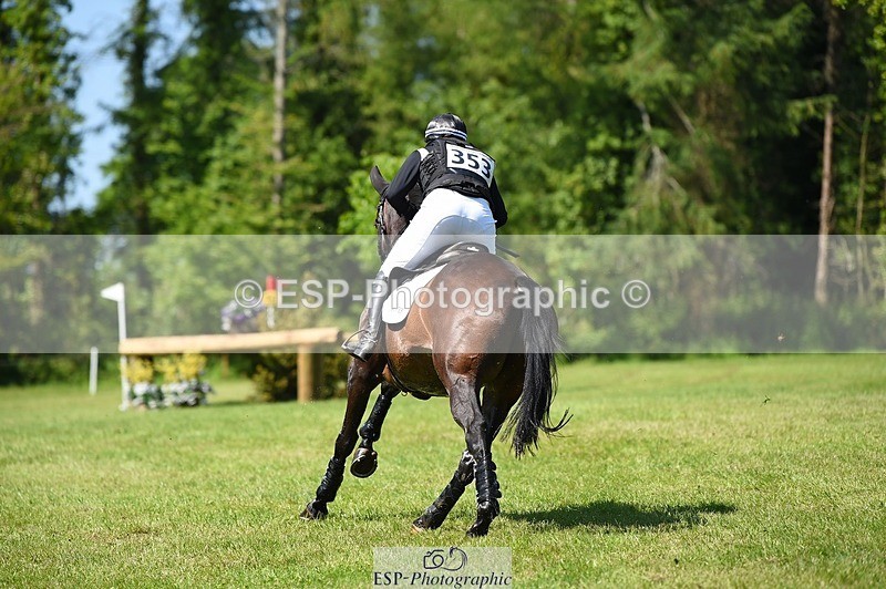 230527-151528-10339 - 353-THE_RIPPER-Bundy_Philpott-XC