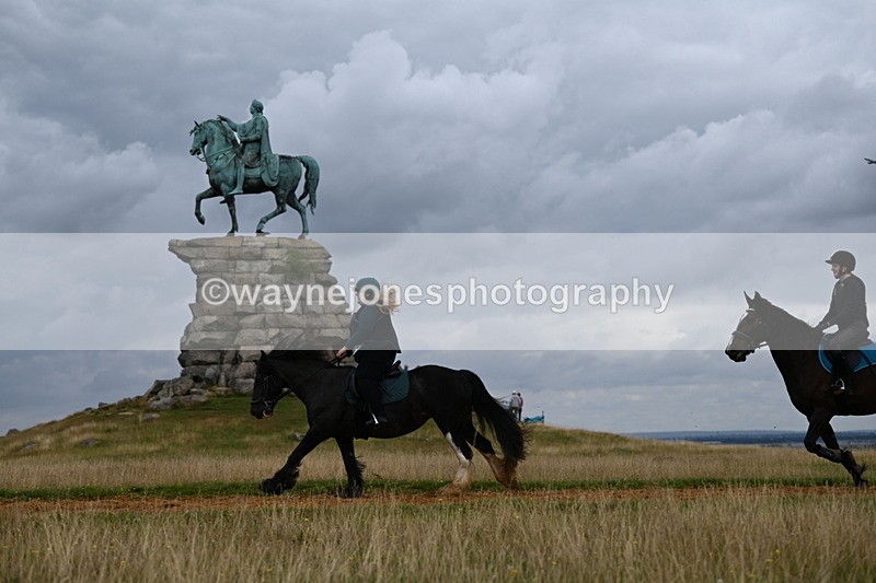 DSC_5101 - Time at Statue 11:10 to 11:42