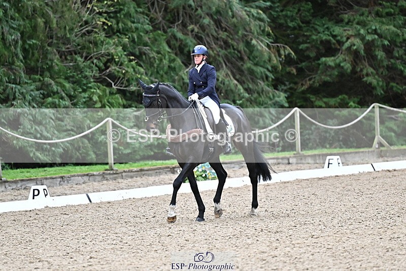 251022A-151503-00240 - C-211-Claire.Fielding