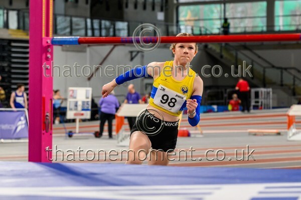 CEREL-916844 - Field Female