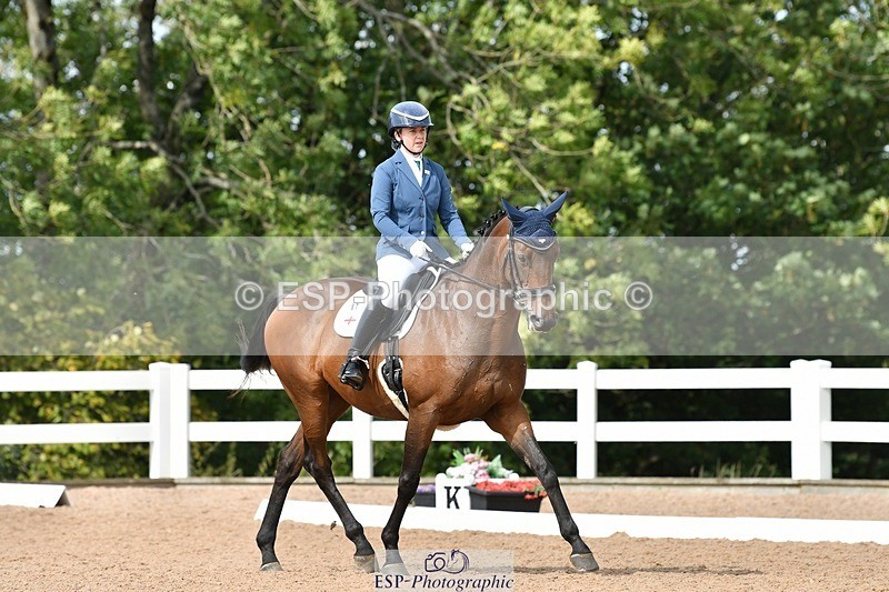 250906-124208-02770 - 087-Lauren.LanikSew.N.Sew