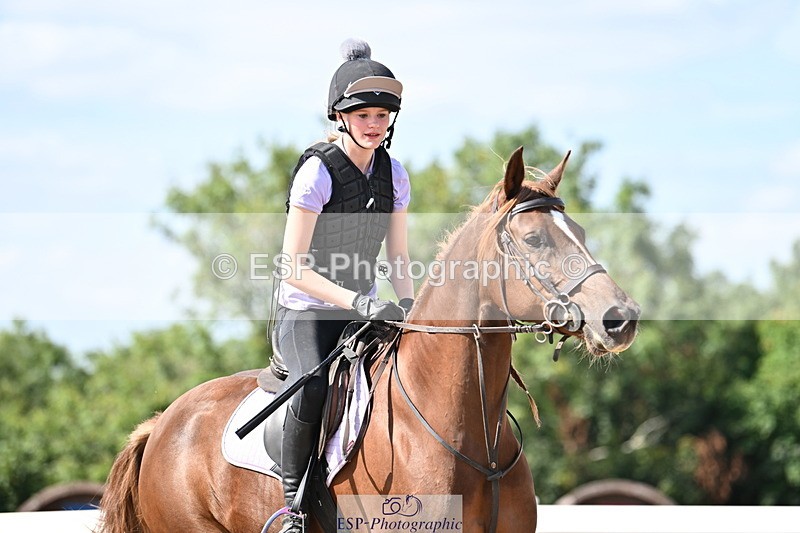 250821B-152841-00551 - Group B - Danielle