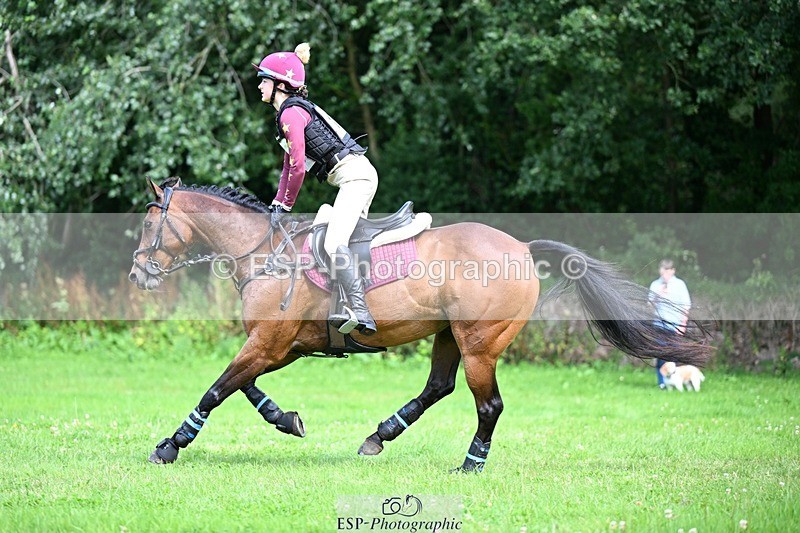 240803-145727-07691 - 173-Grace_Tucker-UPDOWN_DAI