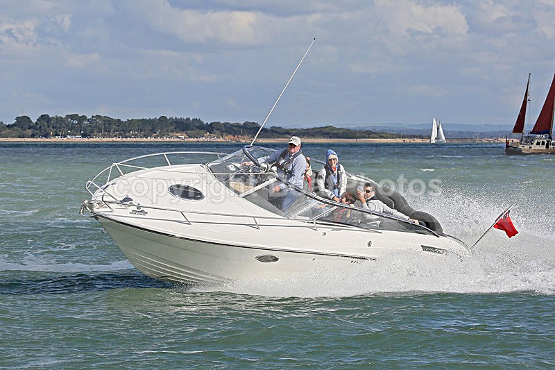 161009 SMOKE ON THE WATER - WINDY 25 MIRAGE Y92A3816 2 - Motorboats - Open