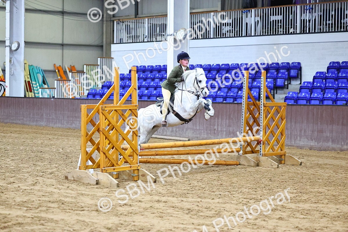 SBM_003101 - Class 35 - 60cm Training Stakes